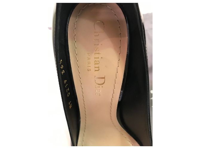 Décolleté Christian Dior in vernice nera con tacco a spillo - vista 4