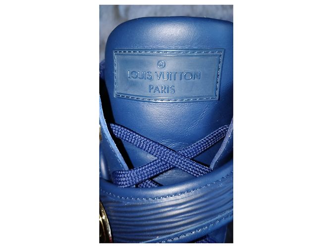 Louis Vuitton Sneakers Blue - view 2