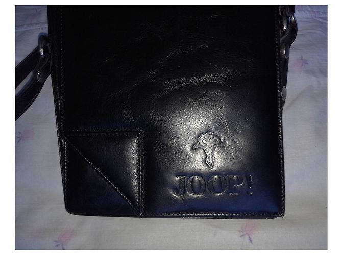 Joop! Borsa a tracolla piccola in pelle nera Nero - vista 2