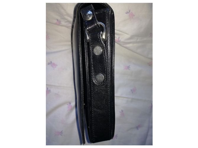 Joop! Borsa a tracolla piccola in pelle nera Nero - vista 8