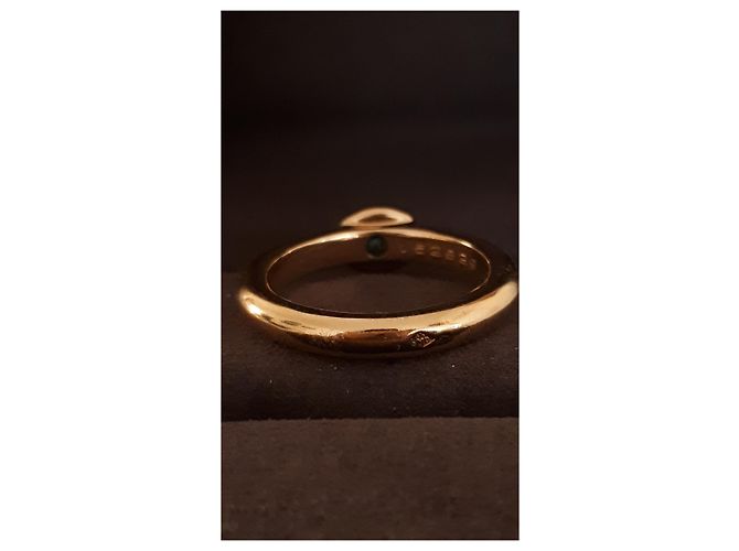 Chaumet gold and emerald ring - view 4
