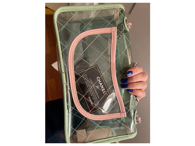 Chanel Runway Bolsa de Aba Acolchoada em PVC e Pele de Carneiro Hardware prateado - vista 5