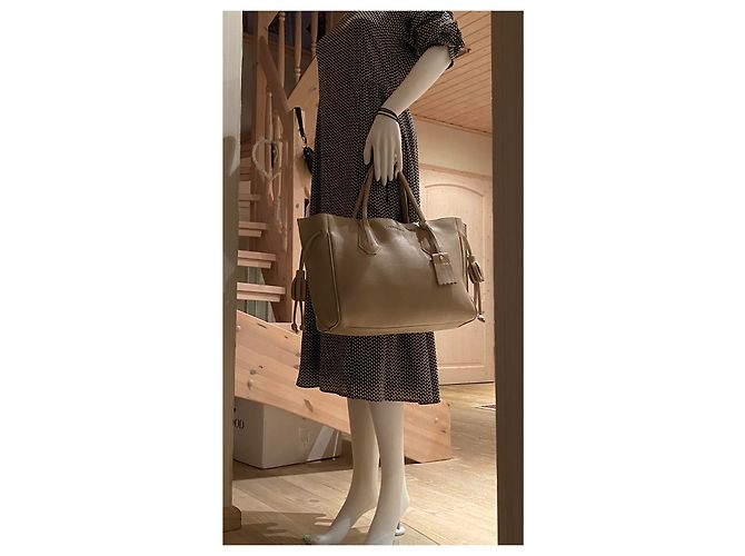 Longchamp Penelope Bolso de mano beige de cuero - vista 11