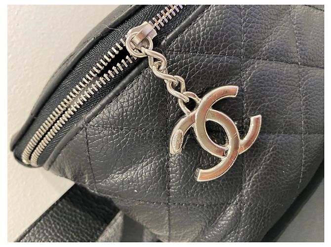 Chanel Riñonera de piel granulada negra . Negro - vista 3
