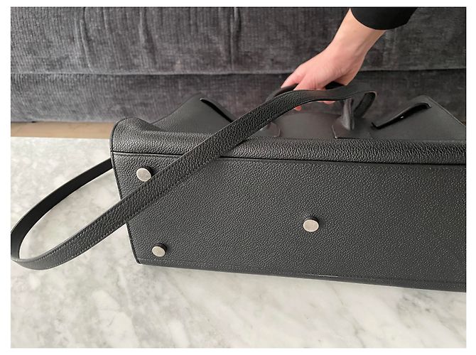 Yves Saint Laurent Bolsa de dia em pele de cordeiro preta Preto - vista 4
