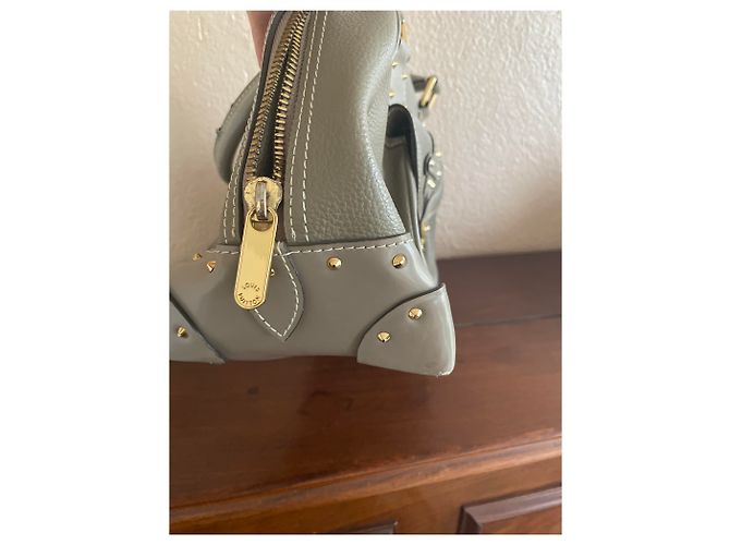Borsa a mano Louis Vuitton Suhali in pelle Taupe - vista 6