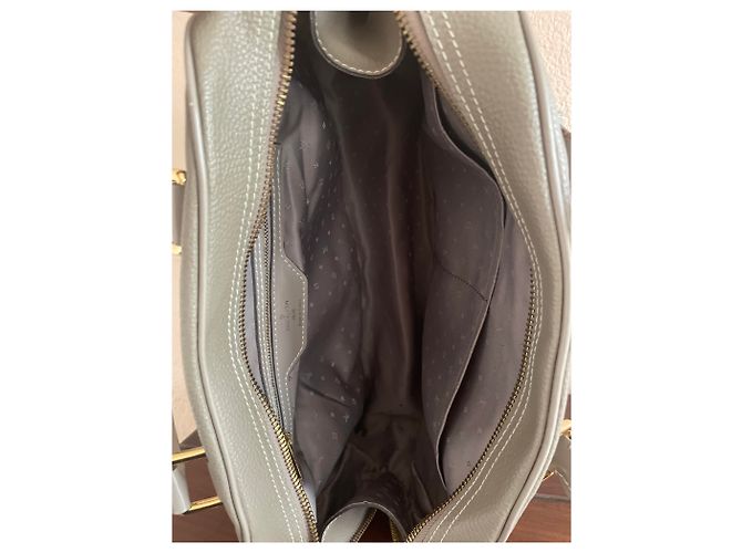 Borsa a mano Louis Vuitton Suhali in pelle Taupe - vista 7