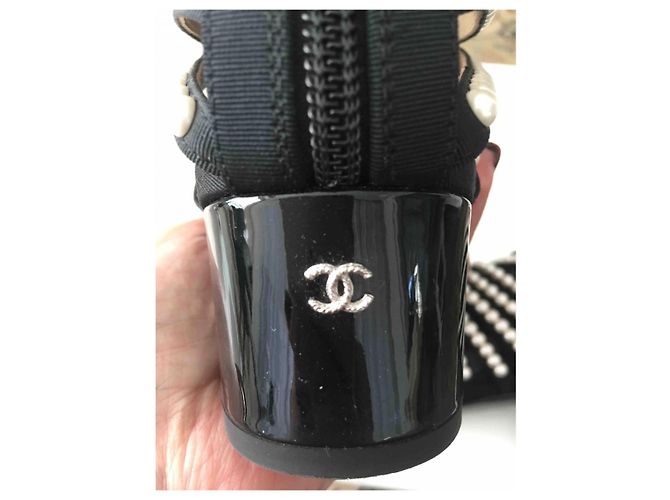 Chanel Sandali gladiatore interamente decorati con perline Silver hardware - vista 7