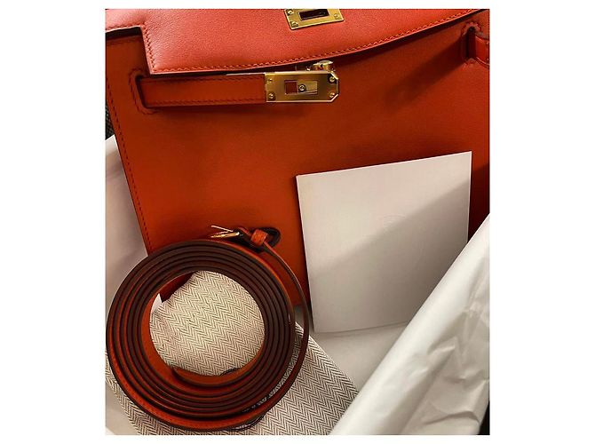Hermès Kelly Danse II Terre Battue swift leather gold hardware Arancione - vista 5