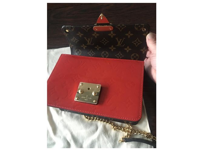 Louis Vuitton Wynwood Rosso - vista 14