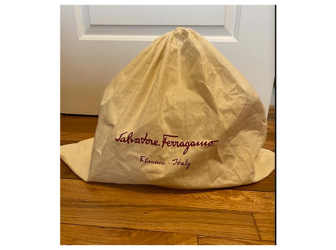 Salvatore Ferragamo Batik in pelle Saffiano Porpora - vista 2