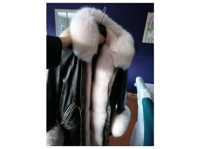 Autre Marque Wild Artic leather coat with pink fox fur Khaki - view 2