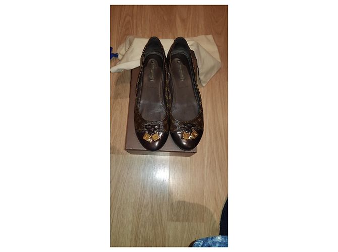 Bailarinas Louis Vuitton Marrón Piel Charol Talla 39 Castaño - vista 10