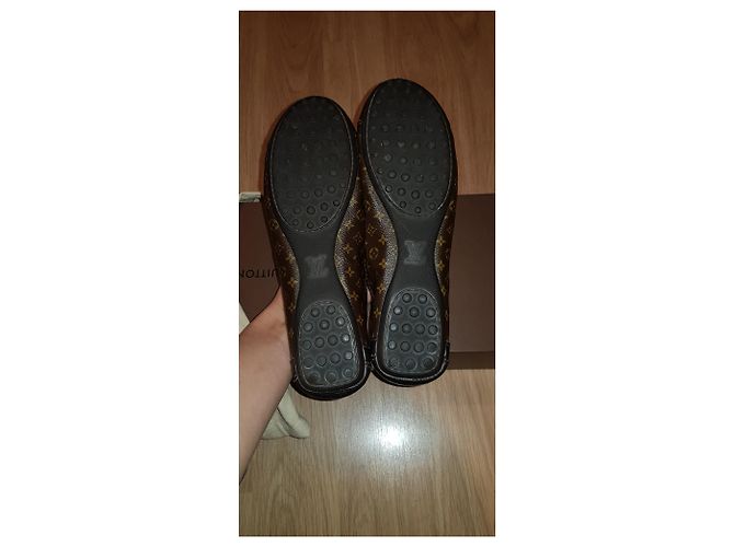 Bailarinas Louis Vuitton Marrón Piel Charol Talla 39 Castaño - vista 8