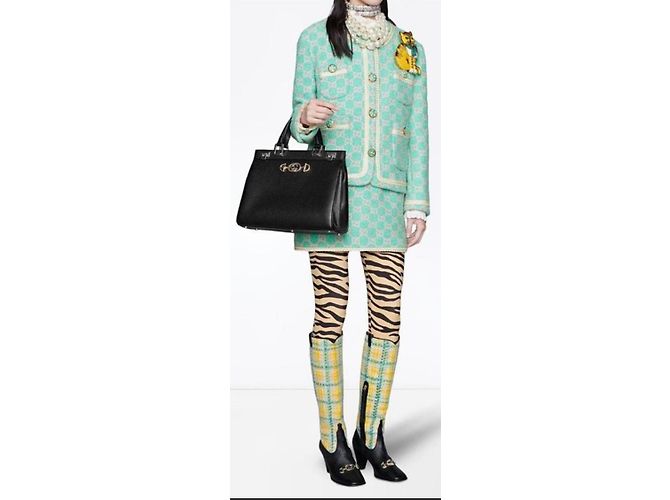 Completo gonna e giacca Gucci in tweed blu GG - vista 3