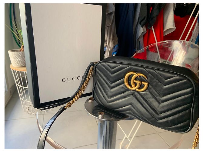 Borsa a tracolla Gucci nera in pelle con catena dorata Nero - vista 7