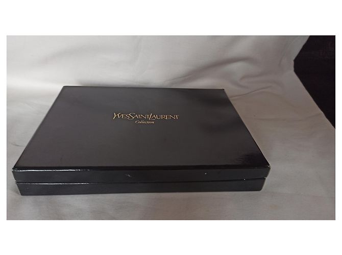 Gioco di carte Yves Saint Laurent Grimaud e gettoni in madreperla - vista 7