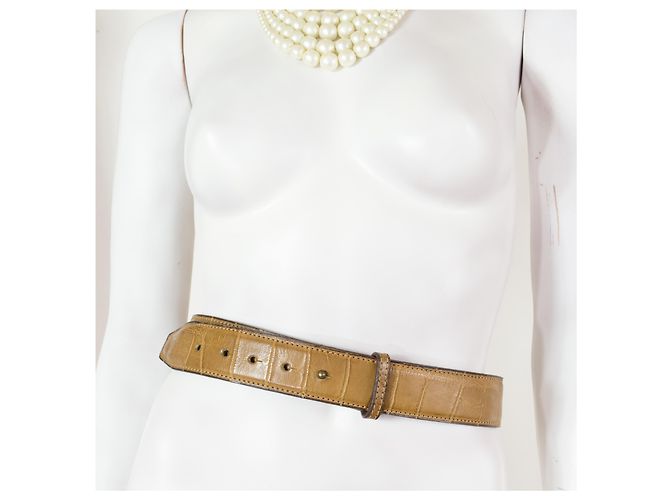 Cinturón Alaïa de piel beige efecto cocodrilo 75 cm - vista 4