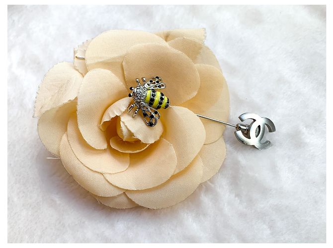 Chanel CC Bienenbrosche Silber - Ansicht 2