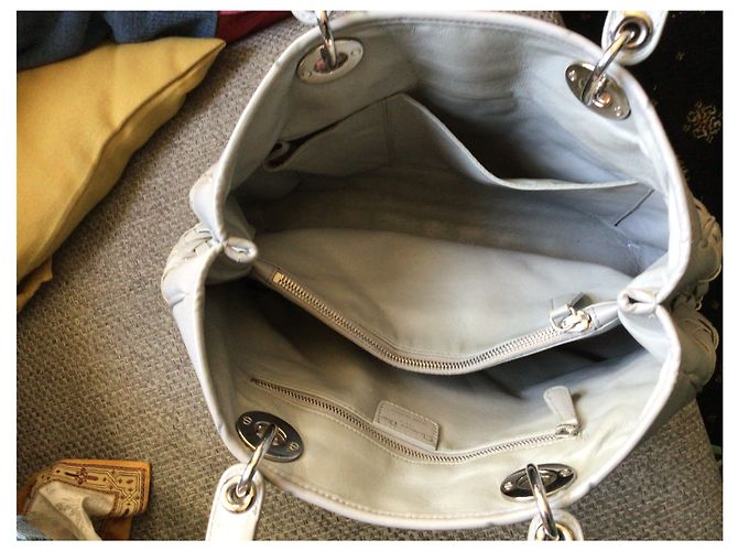 Lady Dior Borsa a mano Dior Avenue in pelle grigio perla - vista 3
