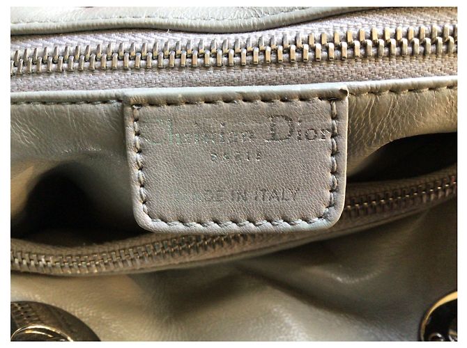 Lady Dior Borsa a mano Dior Avenue in pelle grigio perla - vista 4