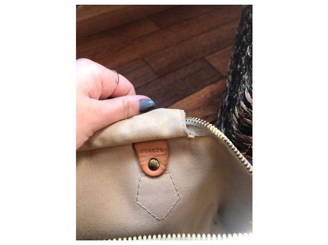 Borsa a mano Louis Vuitton Speedy 40 Pelle Beige Bianco sporco - vista 4