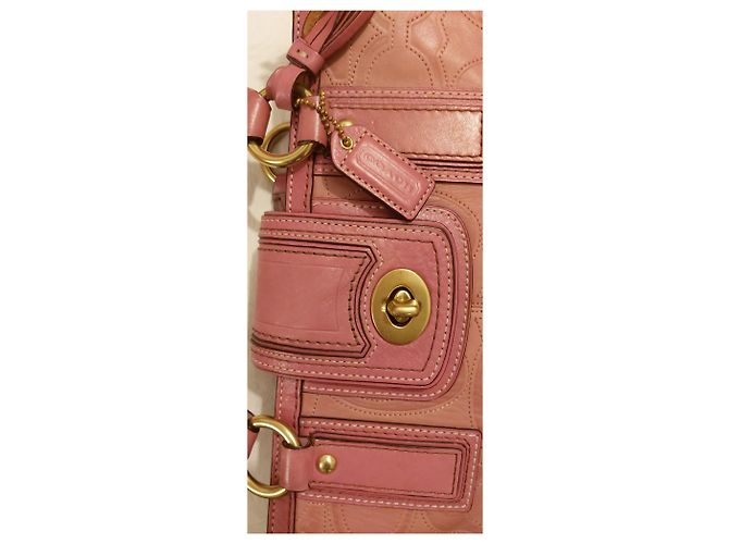 Borsa tote Coach Turnlock in pelle rosa - vista 2