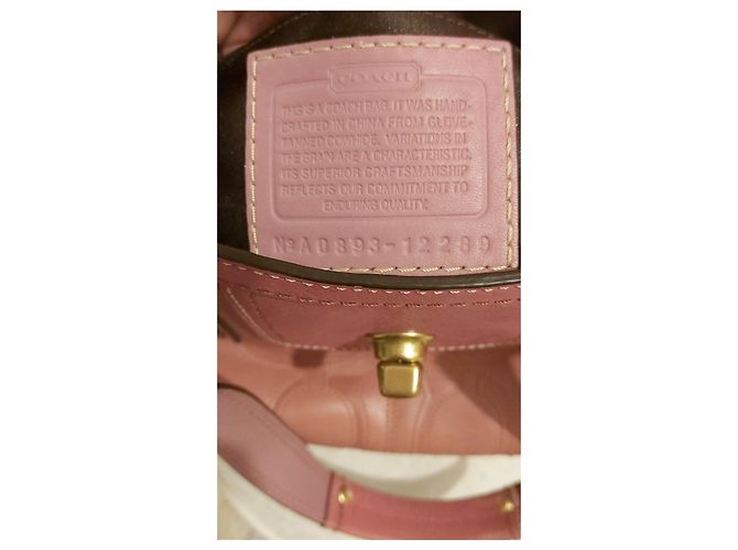 Borsa tote Coach Turnlock in pelle rosa - vista 9
