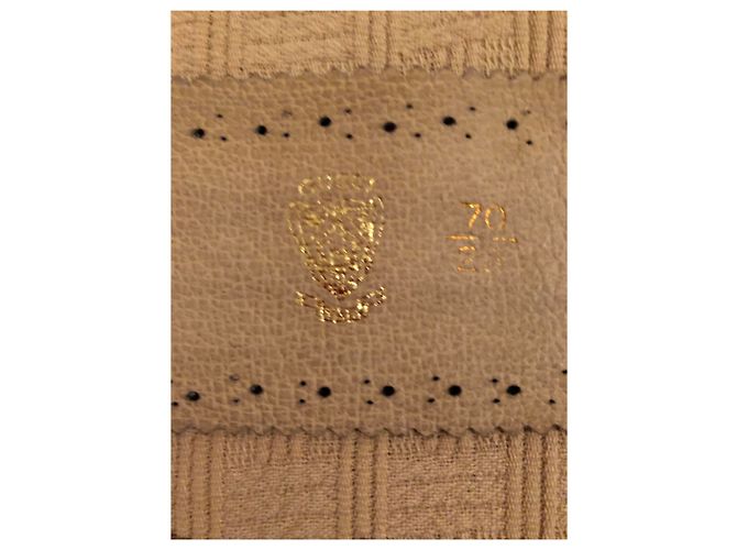 Gucci Gürtel aus Wildleder Grau - Ansicht 3