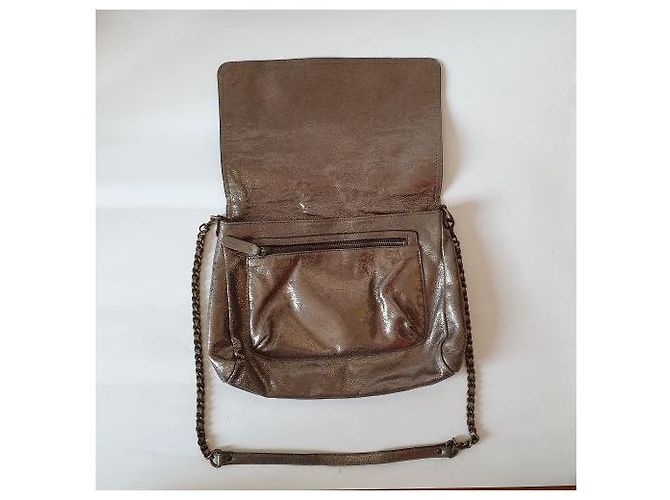 Bauletto Abaco in pelle martellata metallizzata, tracolla a catena Argento - vista 2