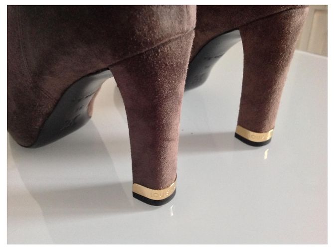 Botas Louis Vuitton Taupe Cuero Ante Gris pardo - vista 3
