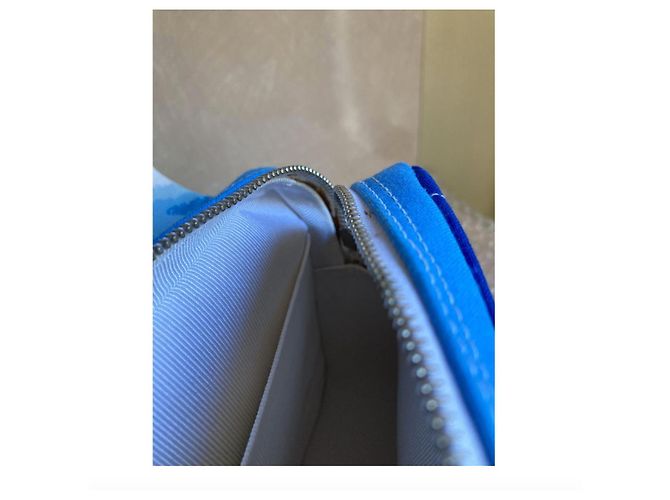 2.55 Un bolso de lona con solapa muy raro con estampado de logo de surf acolchado de Chanel Azul - vista 3