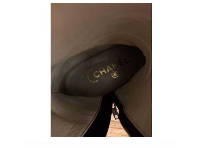 Incredible CHANEL spring 1996 Knee high boots Beige - view 5