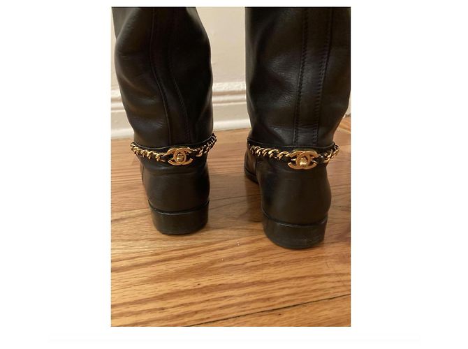 Vintage Chanel 90s Reitstiefel mit Chanel Turnock Schwarz - Ansicht 2