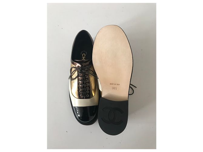 Chanel Derby Brogue Schnürschuhe Braun Schwarz Golden Creme - Ansicht 23