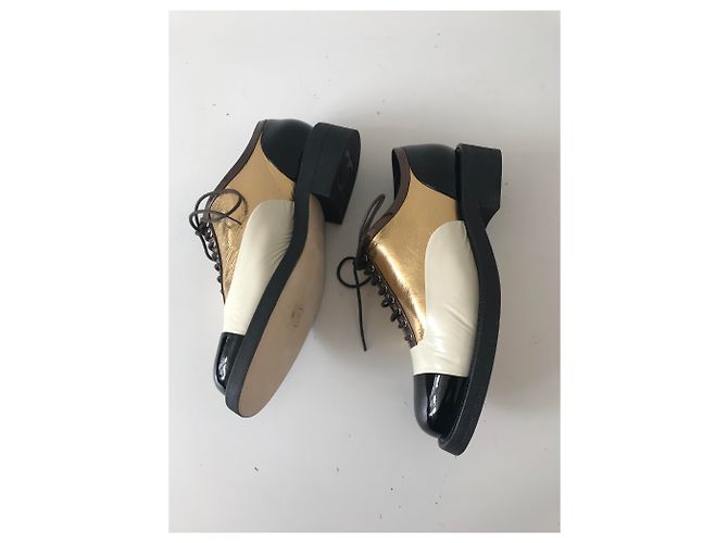 Chanel Derby Brogue Schnürschuhe Braun Schwarz Golden Creme - Ansicht 9
