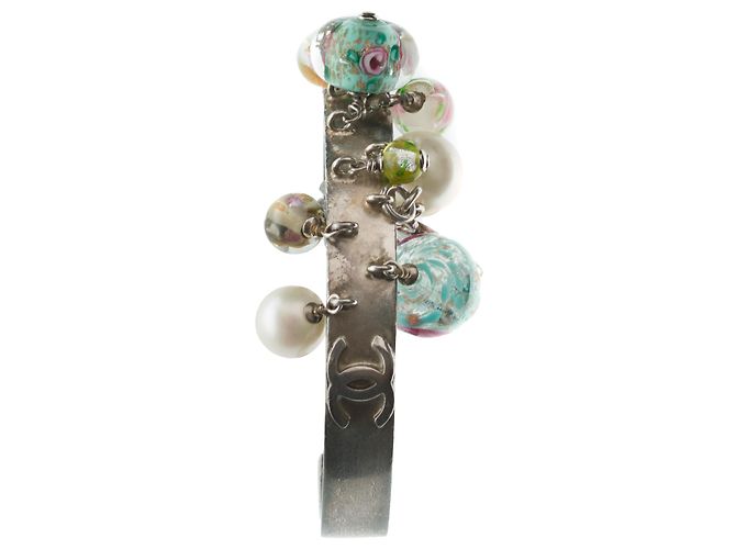 Very beautiful Chanel cuff bracelet in silver metal with charms Silvery - view 3
