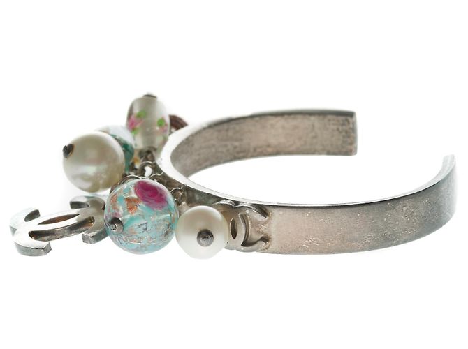 Very beautiful Chanel cuff bracelet in silver metal with charms Silvery - view 4