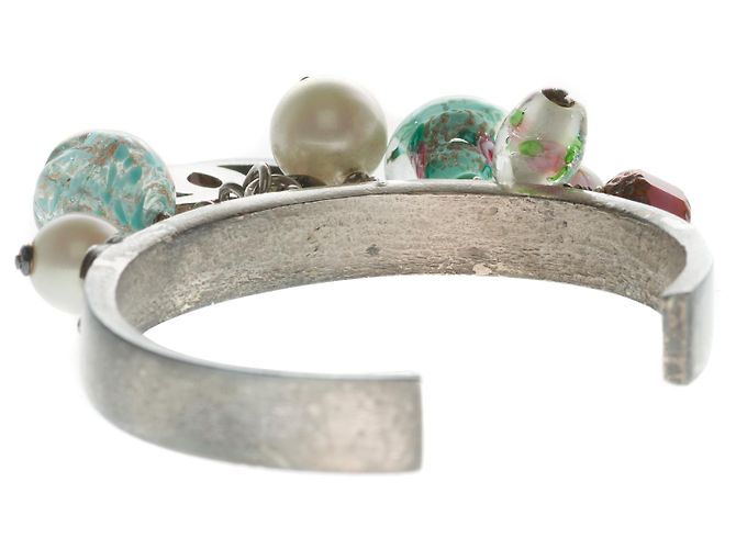 Very beautiful Chanel cuff bracelet in silver metal with charms Silvery - view 5