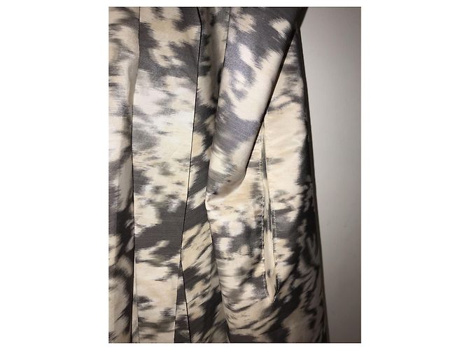 Acne Lillian Kleid mit Ikat Print Braun Weiß Beige - Ansicht 10