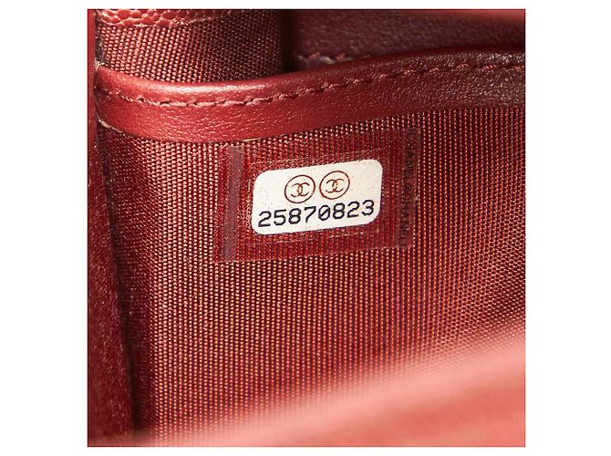 Cartera larga de piel de cordero roja Le Boy de Chanel Burdeos - vista 11