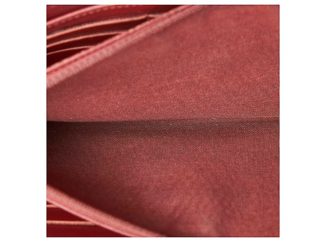 Cartera larga de piel de cordero roja Le Boy de Chanel Burdeos - vista 6