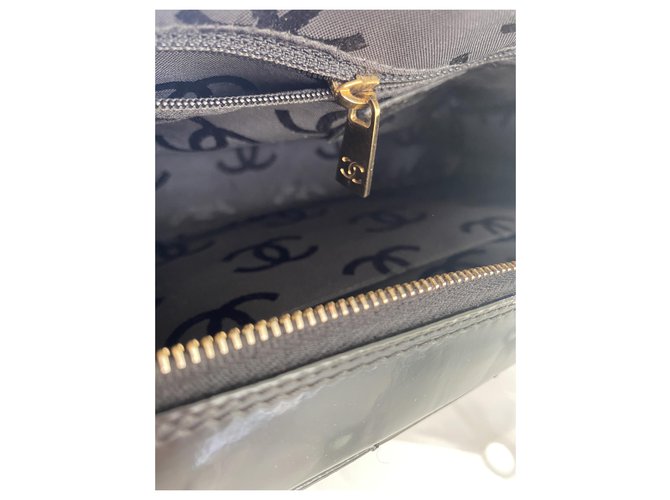 Timeless Borsa Chanel in vernice nera trapuntata Nero - vista 8