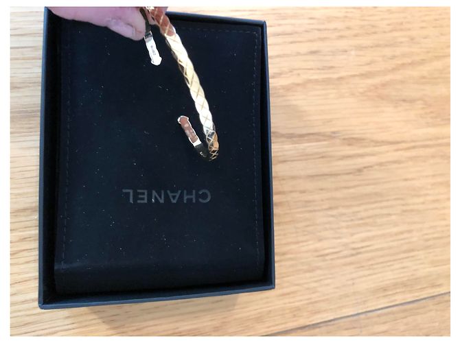 Chanel Bracelet coco crush Doré - vue 3