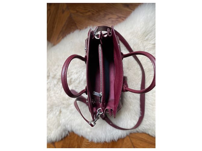 Saint Laurent Sac de Jour Nano Pelle Rosso Scuro Bordò - vista 3