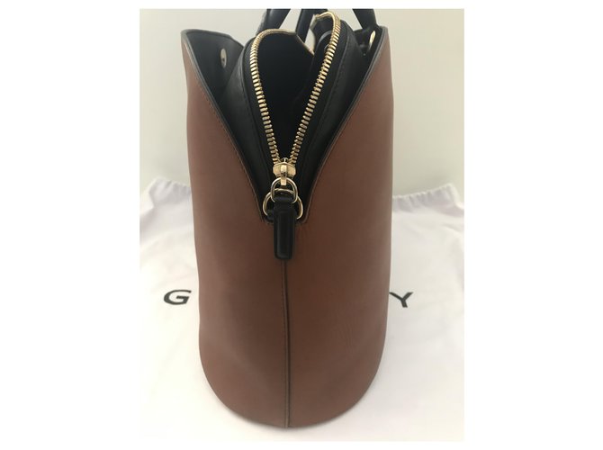 Borsa tote Givenchy Obsedia in pelle cognac e nero - vista 9