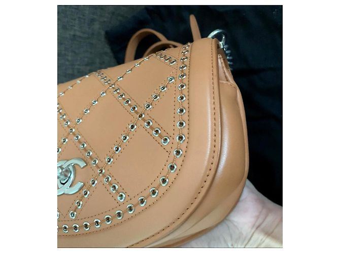 Bolsa com aba Chanel Coco Caramelo - vista 5