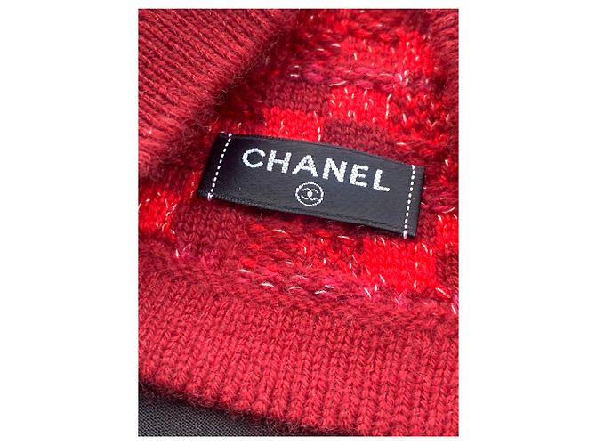 Chanel hats Red - view 3
