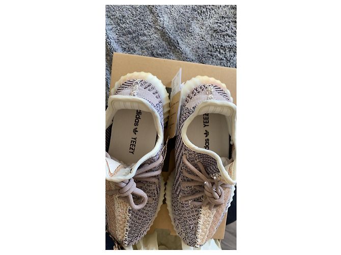 Yeezy Boost 350 V2 Sneaker Beige Stoff - Ansicht 6