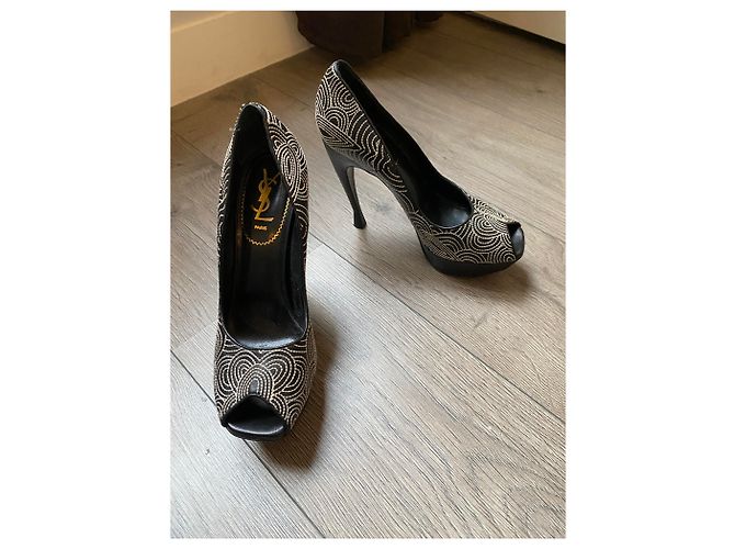 Yves Saint Laurent Décolleté Yves Saint-Laurent Nero - vista 9